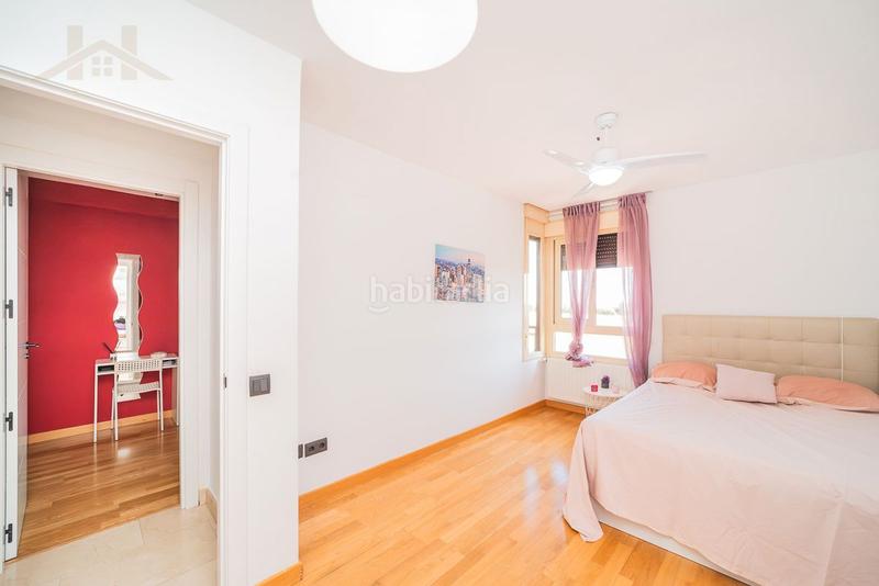 Foto 93a1f600-5e8a-477f-8782-c688725bc797. Maison jumelée avec chauffage parking piscine dans Cubas de la Sagra