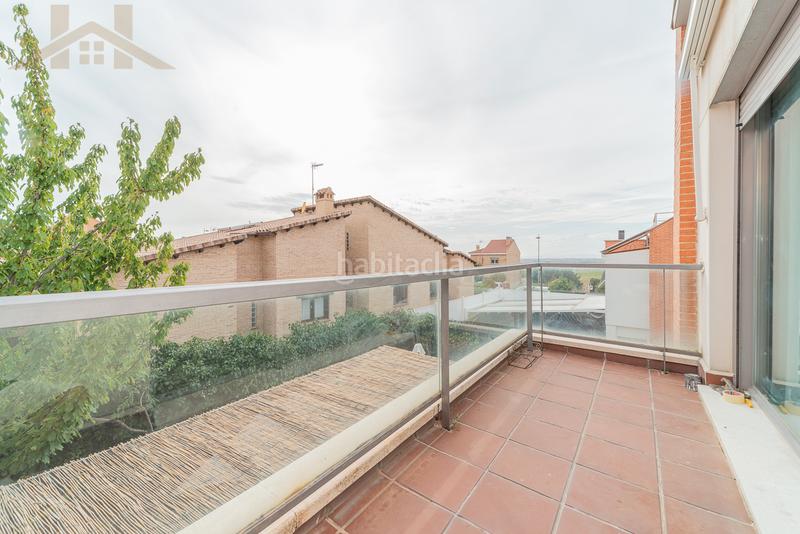 Foto 4bbb196f-aee1-4e94-ade7-6eecbf1ca585. Casa pareada en Moraleja de Enmedio