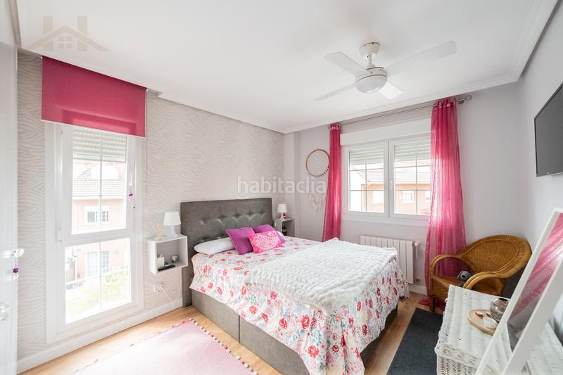 Foto 322d6160-35c7-48e6-a3b9-baa402c27553. Maison jumelée avec cheminée parking piscine dans Cubas de la Sagra