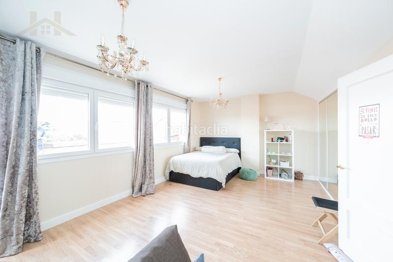 Foto 62bf4040-2825-40f9-996d-bd06254d2c59. Maison jumelée avec cheminée parking piscine dans Cubas de la Sagra