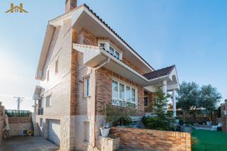 Chalet  Calle juan carlos i. Casa o chalet independiente en venta