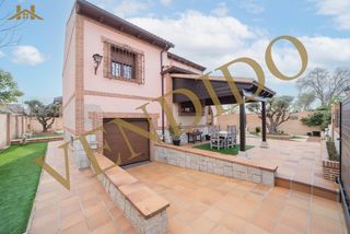Xalet  Calle san blas. Chalet independiente en venta