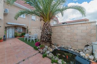 Casa adossada  Calle borox. Casa / chalet adosado en venta en calle borox, ugena