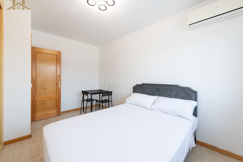 Foto db782bb8-1584-4317-8997-5503812c1a42. Casa adossada amb calefacció piscina a Loeches