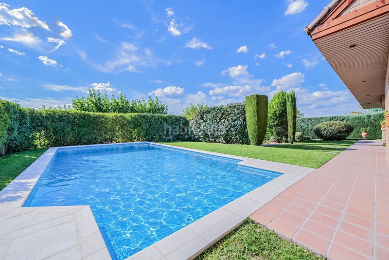 Foto c02dd629-c7b9-433b-a98b-675f2825868e. Casa amb calefacció piscina a Norte Majadahonda