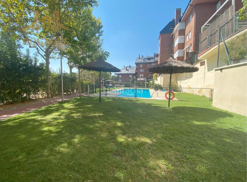 Foto 8d1f3af9-ada4-402a-8de8-5bdaa5ffa6b9. Appartamento con riscaldamento piscina in Golf-El Carralero Majadahonda