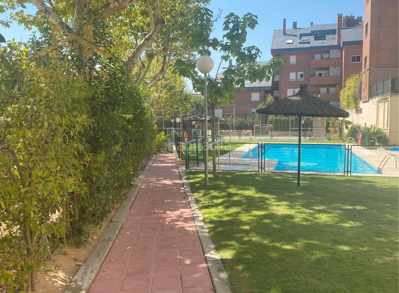 Foto a9551745-c5d3-4320-b21e-f447bea2ad8a. Appartamento con riscaldamento piscina in Golf-El Carralero Majadahonda
