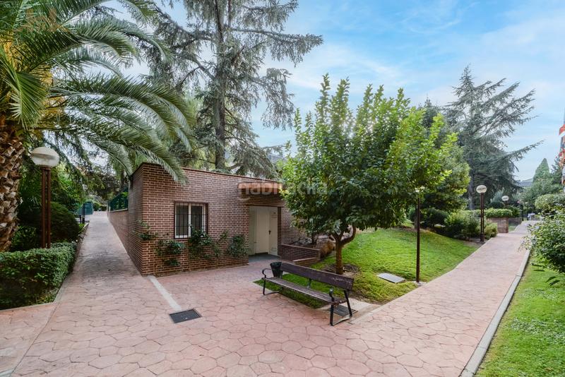 Foto 9eef95d9-d156-4ce4-8b73-ba6099362ac4. Duplex con riscaldamento piscina in Norte Majadahonda