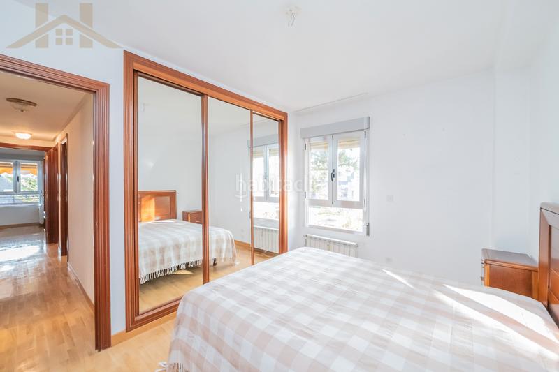 Foto 19b89a23-c2e9-48cb-8bd9-26183b528969. Ático increible atico con urbanizacion cerrada de 4 habitaciones en Majadahonda