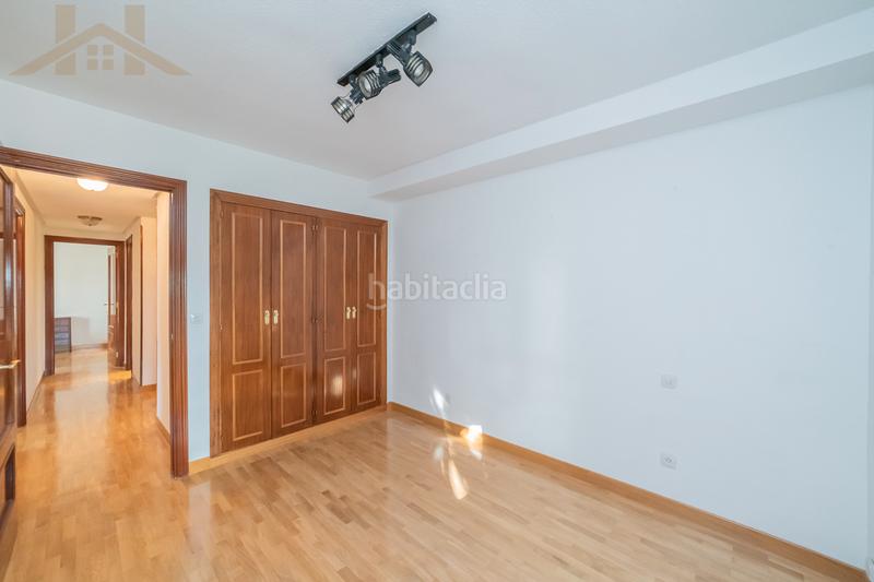 Foto 1c0ddc1b-b769-4028-ad48-2ec9de5a1f6c. Ático increible atico con urbanizacion cerrada de 4 habitaciones en Majadahonda