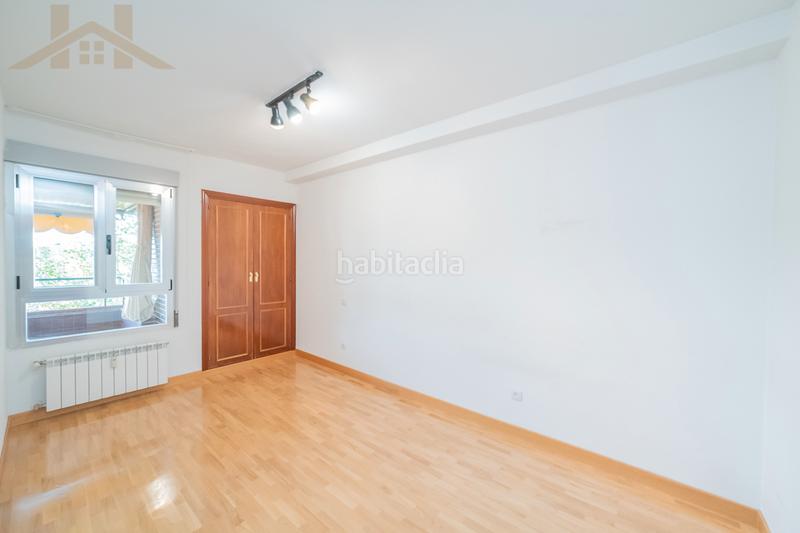 Foto 6c31c518-f348-4f37-9c91-43ed66bfc388. Ático increible atico con urbanizacion cerrada de 4 habitaciones en Majadahonda