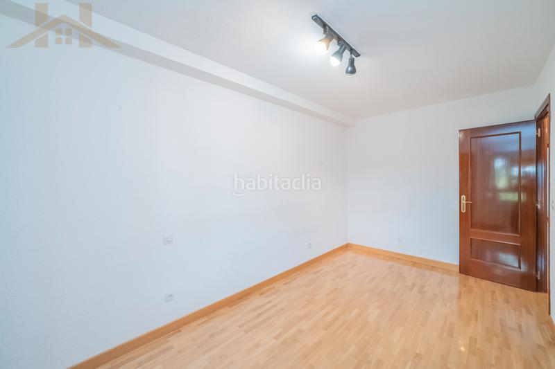 Foto 897d94f9-959e-4ecd-ac98-0a164cf60569. Ático increible atico con urbanizacion cerrada de 4 habitaciones en Majadahonda