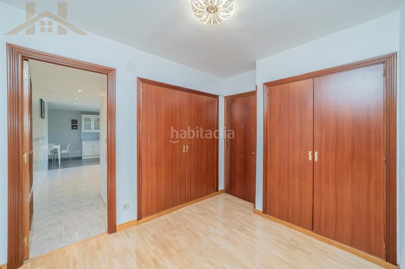 Foto 8e744f43-0ec8-4196-8d32-059fa35c4b67. Ático increible atico con urbanizacion cerrada de 4 habitaciones en Majadahonda