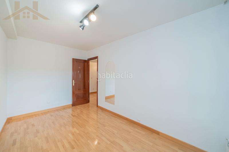 Foto b11c72c3-3f20-4777-869e-2d9337b626da. Ático increible atico con urbanizacion cerrada de 4 habitaciones en Majadahonda