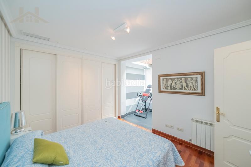 Foto 61c0e5d1-7c81-4bfb-a82f-8a9eacc77d40. Dúplex  en venta cl moreras, zona monte del pilar, en Majadahonda