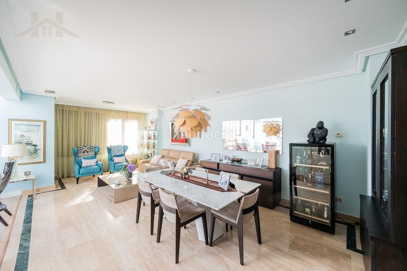 Foto f1fcadd0-6233-443d-8867-87a63d8c3a6a. Dúplex  en venta cl moreras, zona monte del pilar, en Majadahonda