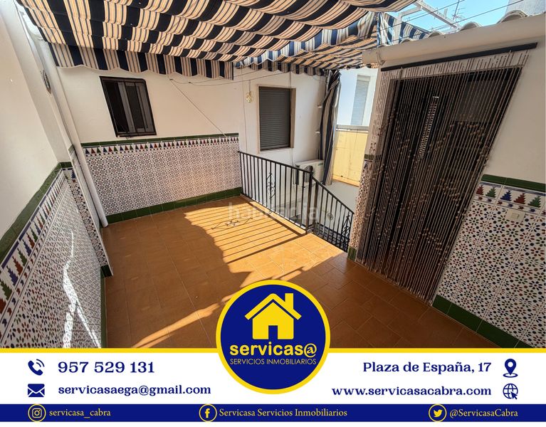 Foto 940b29dd-4041-4b4e-9174-203085836bde. Casa adossada a Cabra