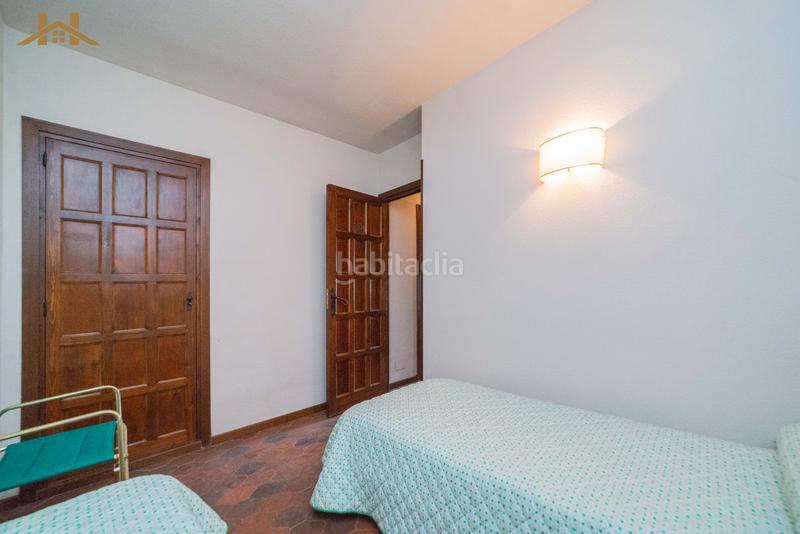 Foto a8014f00-eb37-44a8-baee-734fdf4dba80. Piso  en venta en calle de juliana en Jardín de los Reyes-Parque Real Escorial (El)