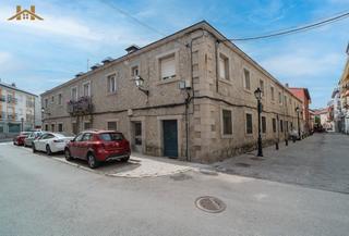 Duplex in Centro-Manguilla. Espectacular duplex en centro escorial