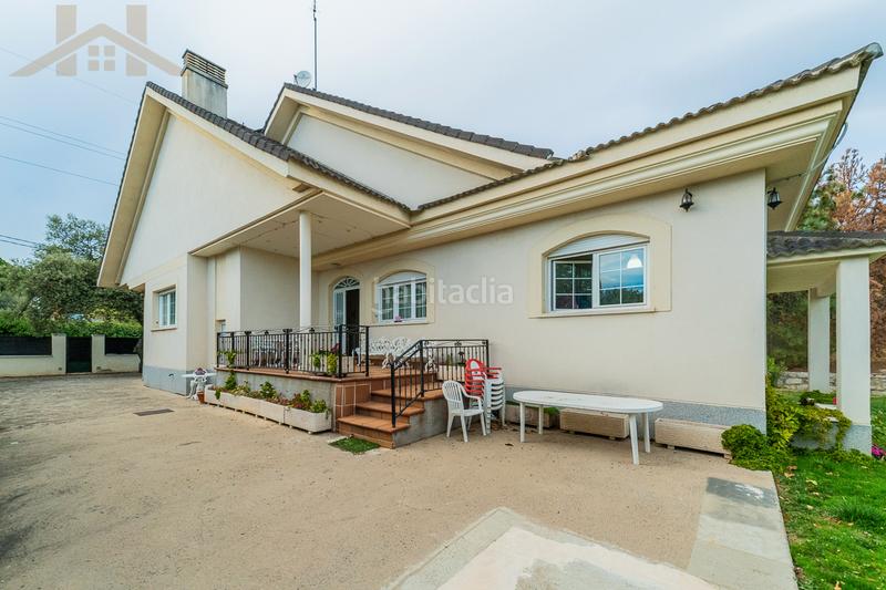 Foto 0042c3b6-0e64-4a9b-a91b-9cc02181ed48. Chalet avec chauffage parking dans Las Zorreras-Monte Encinar Escorial (El)