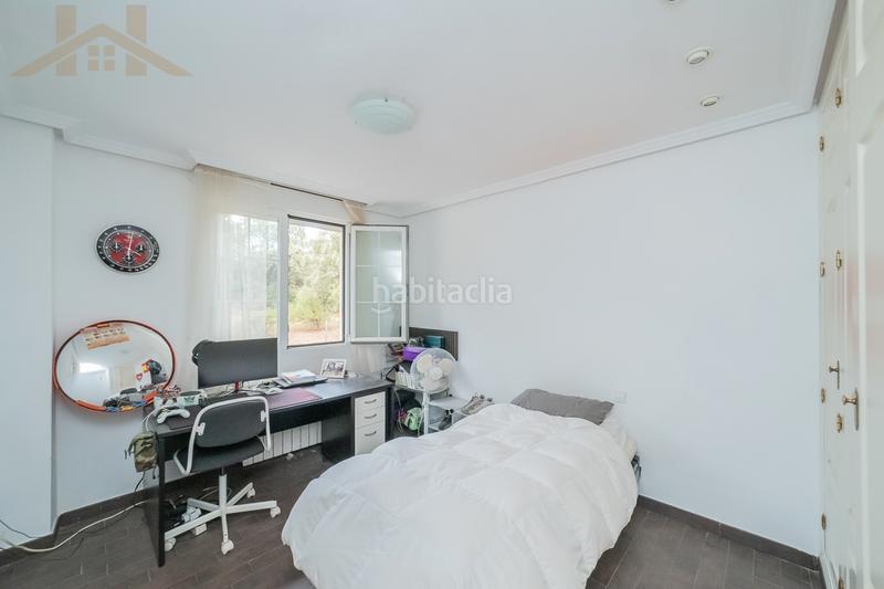 Foto 1ec36210-dd9d-4092-9ace-9c9b7d00c271. Chalet avec chauffage parking dans Las Zorreras-Monte Encinar Escorial (El)