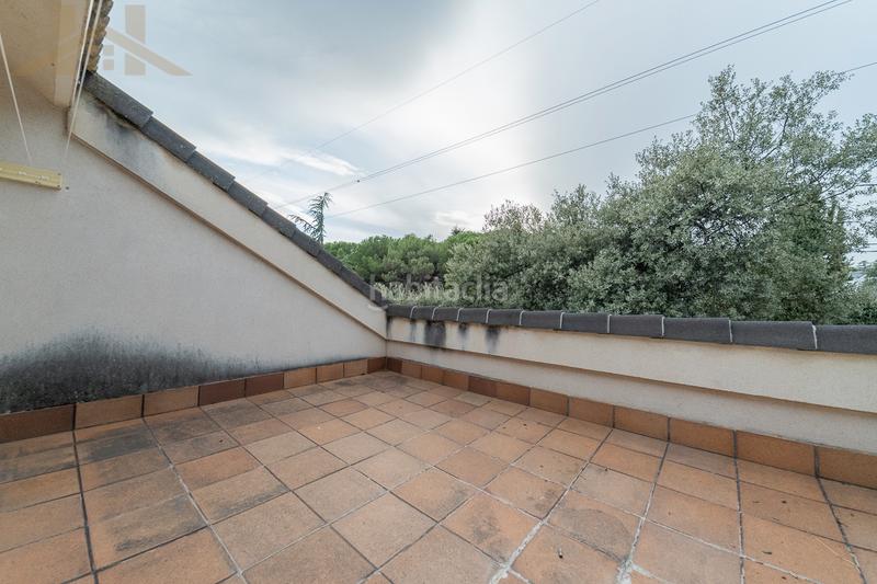 Foto 4a118c3d-0e43-431d-9b3a-5c881f9baae4. Chalet avec chauffage parking dans Las Zorreras-Monte Encinar Escorial (El)