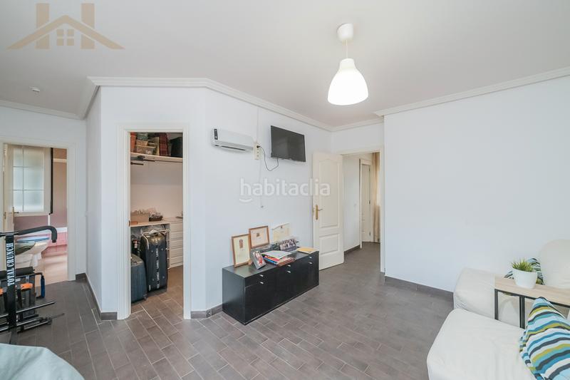 Foto b3328c2f-614a-476d-ab68-420535617700. Chalet avec chauffage parking dans Las Zorreras-Monte Encinar Escorial (El)