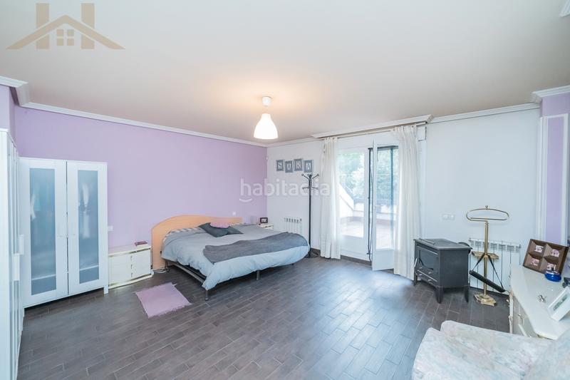 Foto f5b29384-5f00-427b-afd7-f45a8b6378d4. Chalet avec chauffage parking dans Las Zorreras-Monte Encinar Escorial (El)