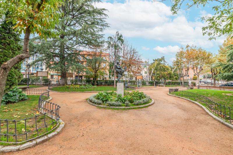 Foto 93c4fd48-b2bf-4f56-b58e-9faed19b743e. Appartement avec chauffage dans Centro-Manguilla Escorial (El)