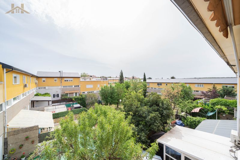 Foto c227ef79-6fbb-41e4-acb3-e199857584a8. Flat with fireplace heating parking in Navalquejigo-Los Arroyos Escorial (El)