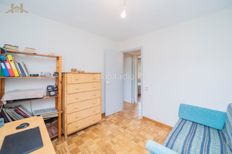 Foto d4ad0519-c569-4625-a759-f3042afa8849. Flat with fireplace heating parking in Navalquejigo-Los Arroyos Escorial (El)