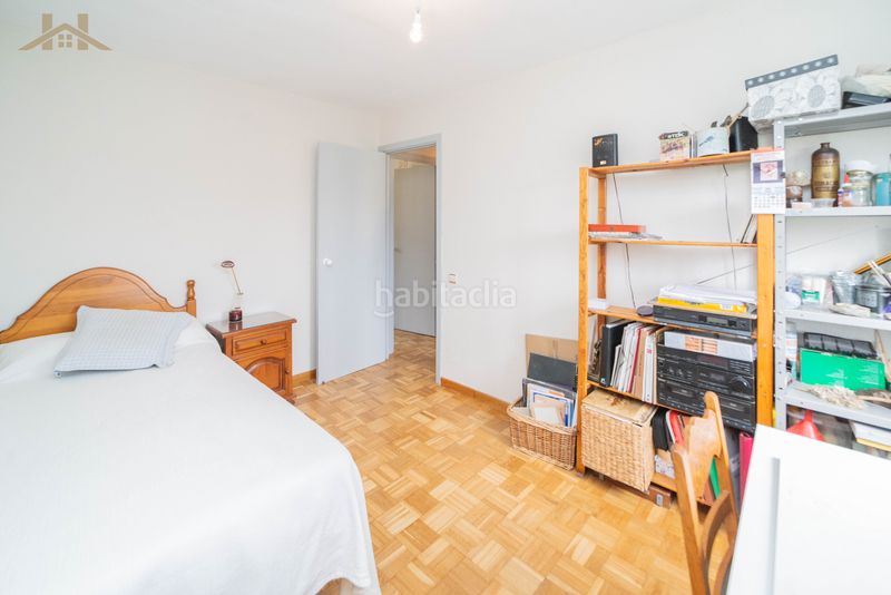 Foto f11df032-9044-4674-aca6-f262272df27c. Flat with fireplace heating parking in Navalquejigo-Los Arroyos Escorial (El)