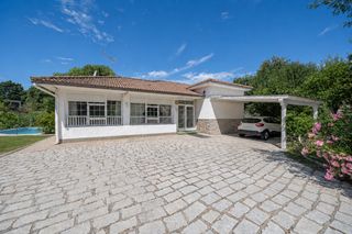 Casa  Calle malaga. Casa / chalet independiente en venta en pinosol, el escorial