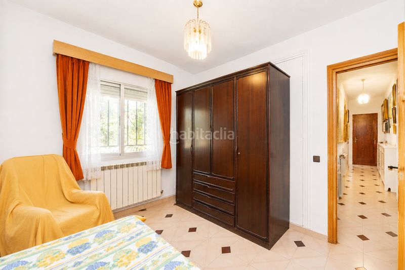 Foto bd42d580-f5b5-4c2a-9bfb-aa0309910865. Casa amb xemeneia aparcament piscina a Centro-Manguilla Escorial (El)