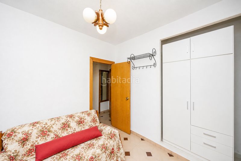 Foto f998de8b-844f-4f68-9485-599d95dc4cd1. Casa amb xemeneia aparcament piscina a Centro-Manguilla Escorial (El)