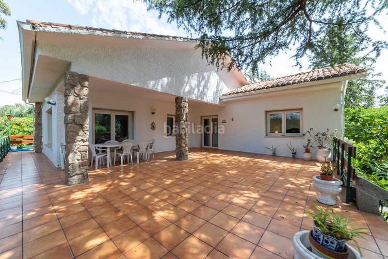 Foto a4ed9425-819a-4a5c-9a25-5d02dd3678f0. Casa amb xemeneia calefacció aparcament piscina a Escorial (El)