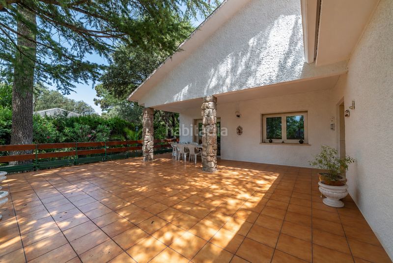 Foto a58f44e2-dd6c-49ea-b013-657962ca2fae. Casa amb xemeneia calefacció aparcament piscina a Escorial (El)