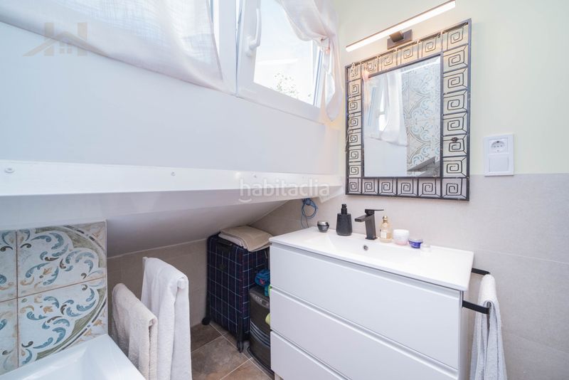 Foto dcf0be01-fb4e-4065-9a22-d55b740a6609. Piso ático en venta en alfoli en Centro-Manguilla Escorial (El)