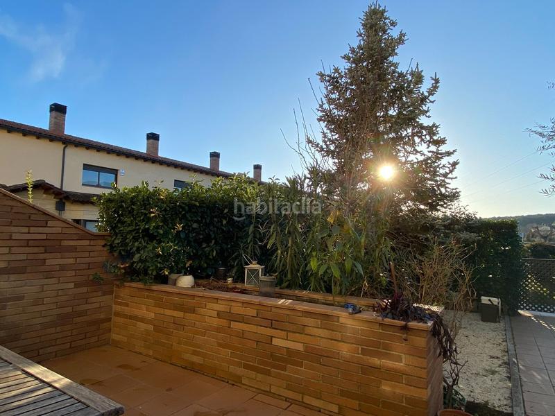 Foto f89529d5-44aa-445d-b480-085b2bb3e551. Casa adossada amb calefacció piscina a Sant Esteve de Palautordera