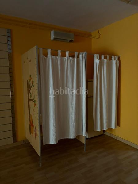 Foto 4a5c5212-877c-4881-8d80-8deb0ddf3add. Location local commercial dans Sant Esteve Sesrovires