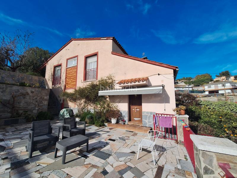 Foto 103b88b4-f196-486f-8104-4c33f2a2fc9b. Chalet amplia parcela con piscina! en Sant Esteve Sesrovires