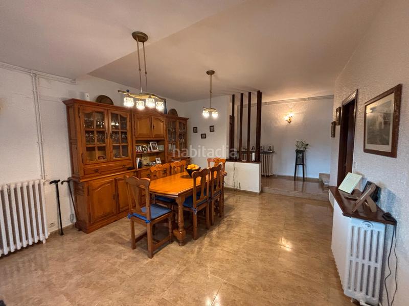Foto 660f5b01-f92e-4d8b-91ea-edad06942196. Chalet amplia parcela con piscina! en Sant Esteve Sesrovires