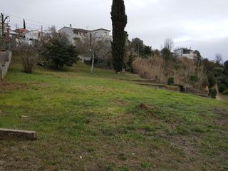 Solar urbano en Vallserrat 63. Precioso terreno de 1022m2  situado en vallserrat, a un paso de