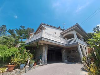Chalet in Sant Esteve Sesrovires. Vivienda en una planta!