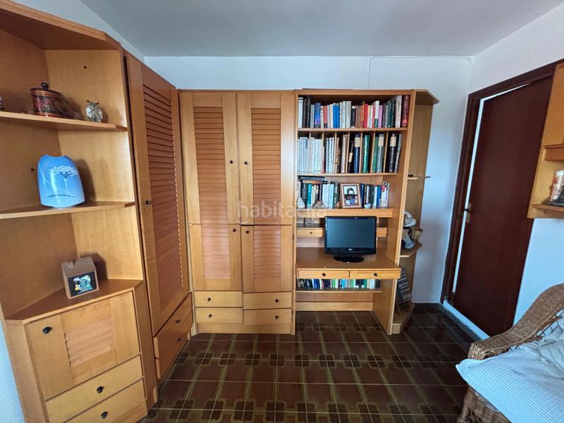 Foto 3bb76956-d467-4303-9354-1df8910efae6. Xalet amb xemeneia calefacció aparcament piscina a Sant Esteve Sesrovires