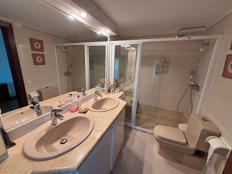 Foto a73aced0-73ca-4201-8168-52d26569539e. Xalet amb xemeneia calefacció aparcament piscina a Sant Esteve Sesrovires