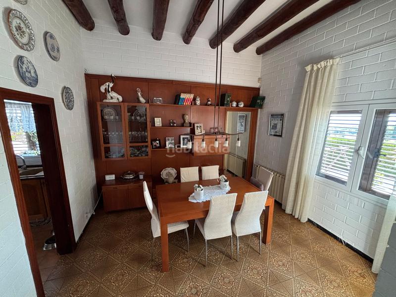 Foto bf9518b5-f689-4034-88d8-d2975b8f2486. Xalet amb xemeneia calefacció aparcament piscina a Sant Esteve Sesrovires