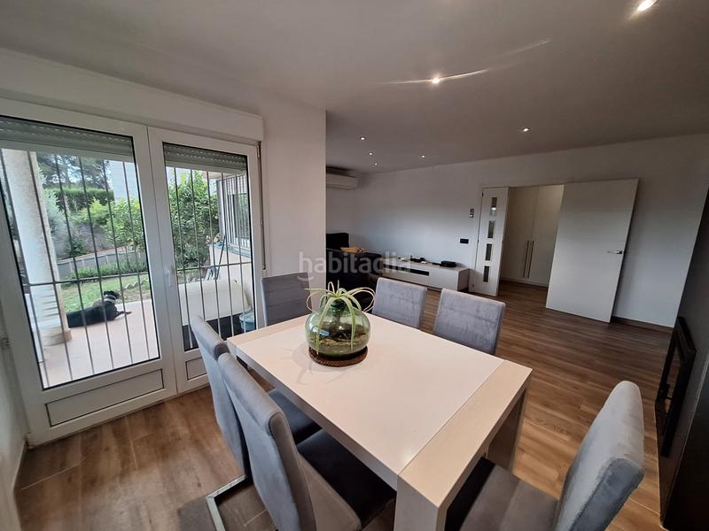 Foto c17c86eb-c97c-4bfa-ba4b-cc7cbb5ac670. Chalet con piscina y buenas vistas! en Abrera