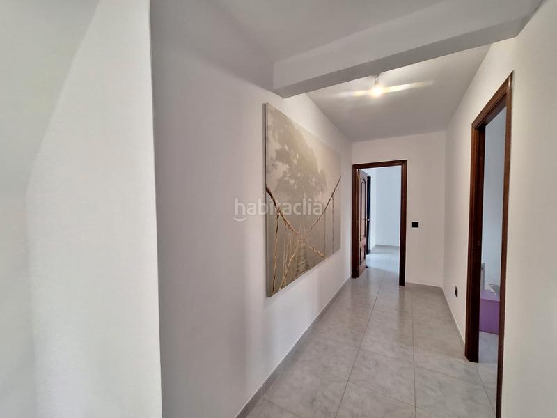 Foto c6324f87-a40c-493c-81b8-92e01b635773. Chalet con piscina y buenas vistas! en Abrera