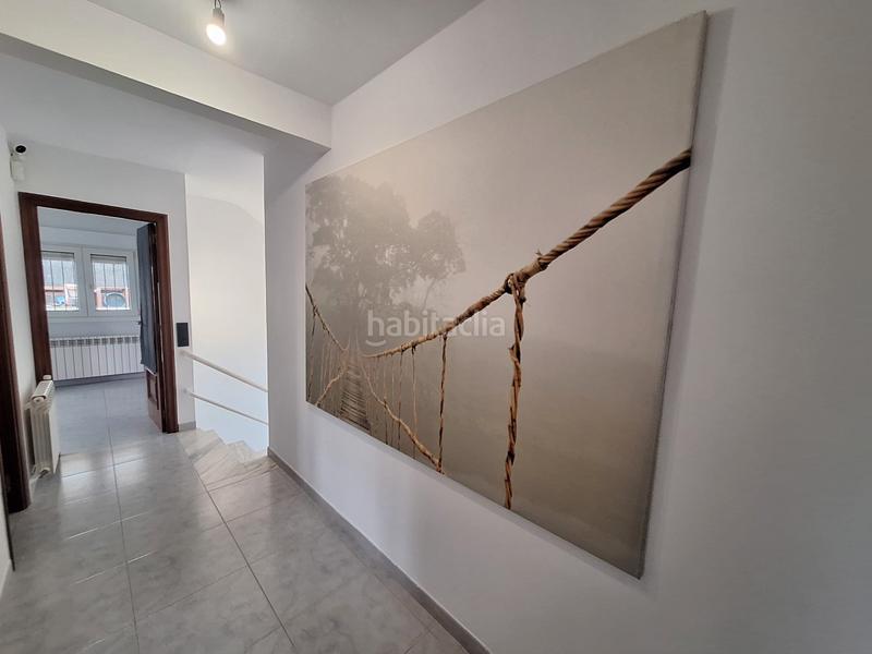 Foto cd13c9e9-12d4-472d-ae44-387b7807e888. Chalet con piscina y buenas vistas! en Abrera